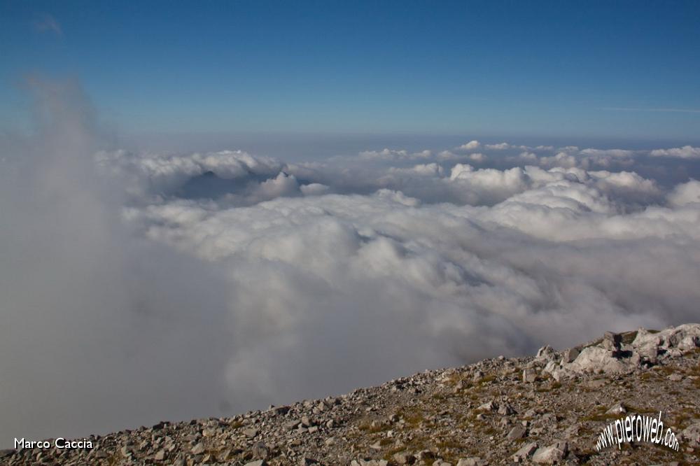 25_La pianura nella nebbia.JPG